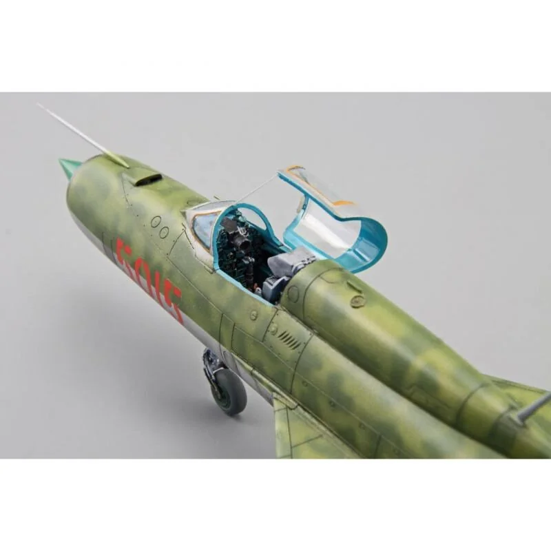 Mikoyan MiG-21PFM ProfiPACK