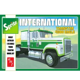 Maqueta Kit de modelo de camión de plástico International Transtar 4300 Eagle Sprite 1:25