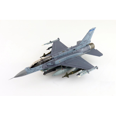 Miniatura F-16D 'Pitch Back 2022&8243;680, Escuadrón 145, RSAF, Darwin