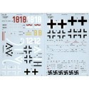Focke Wulf Fw 190D-9 (4) Yellow 8 11./JG26 (III Gruppe) Celle 1945 RLM 82/83/76 black/white fuselage bands White 12 II./JG 301 G