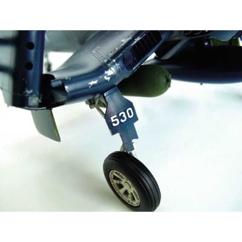 Vought F4U-1D Corsair