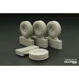  HMMWVE (Hummer) aggressive pattern wheels