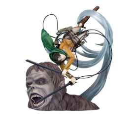 Estatuas Attack on Titan - 1/7 Levi vs Beast Titan Ver. 28cm