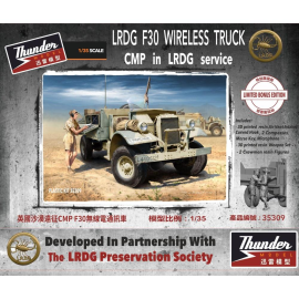 Maqueta THUNDER MODEL: 1/35; LRDG Wireless Truck Bonus edition