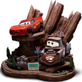 Estatuas Iron Studios Cars - Lightning McQueen & Tow Mater Deluxe Art Scale 1/10 Statue