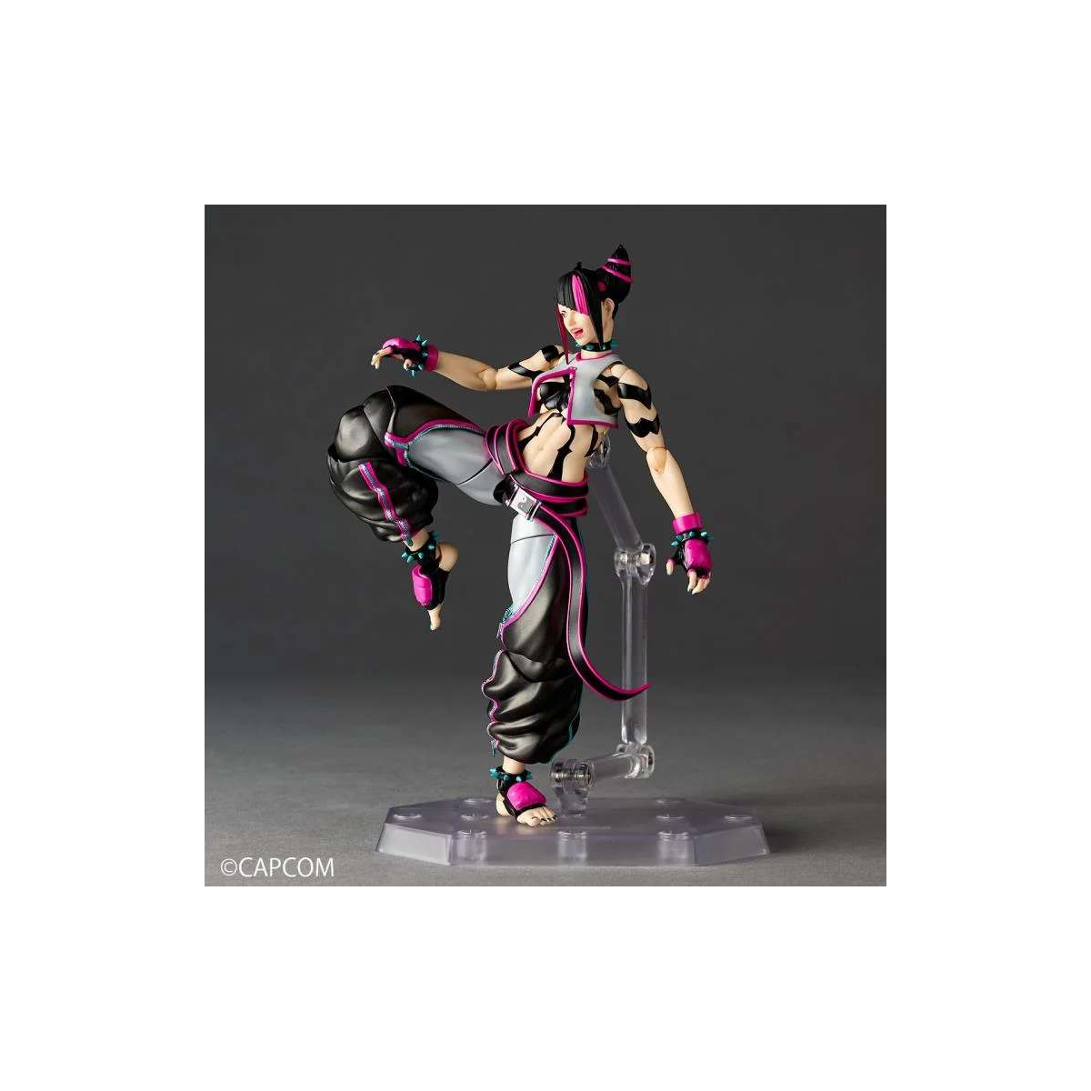 Figuras Street Fighter 6 - Juri Han Revoltech Amazing Yamaguchi
