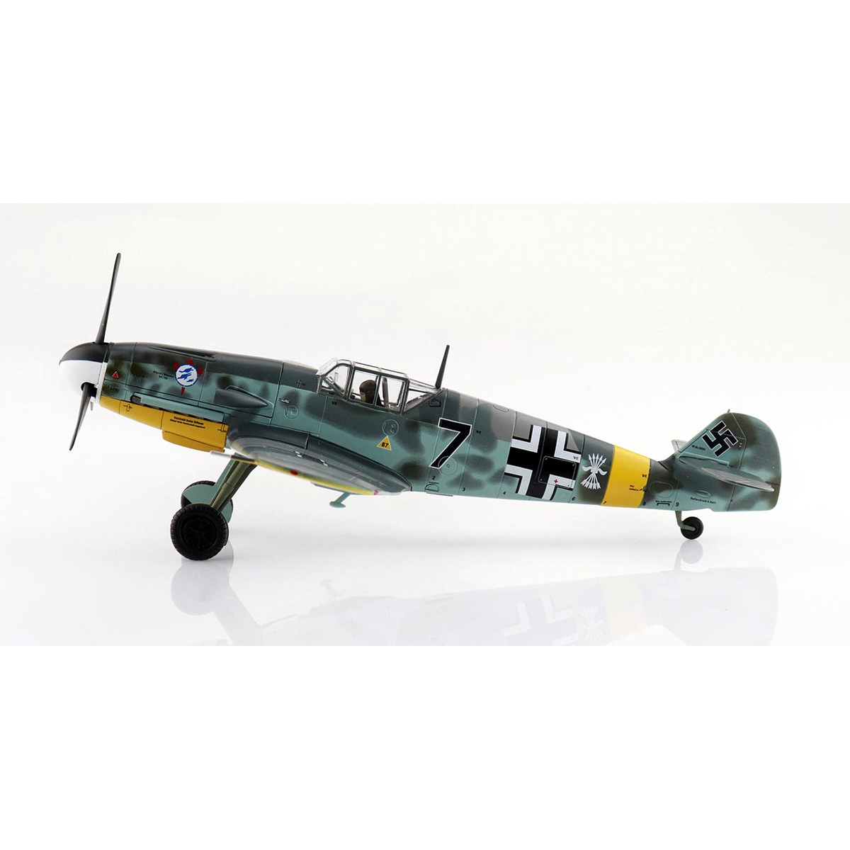 Avión en miniatura Messerschmitt BF 109F-2 'Cabo Mecanico Zaro' Black 7. 2 Escuadrilla Azulm Rusia 1942