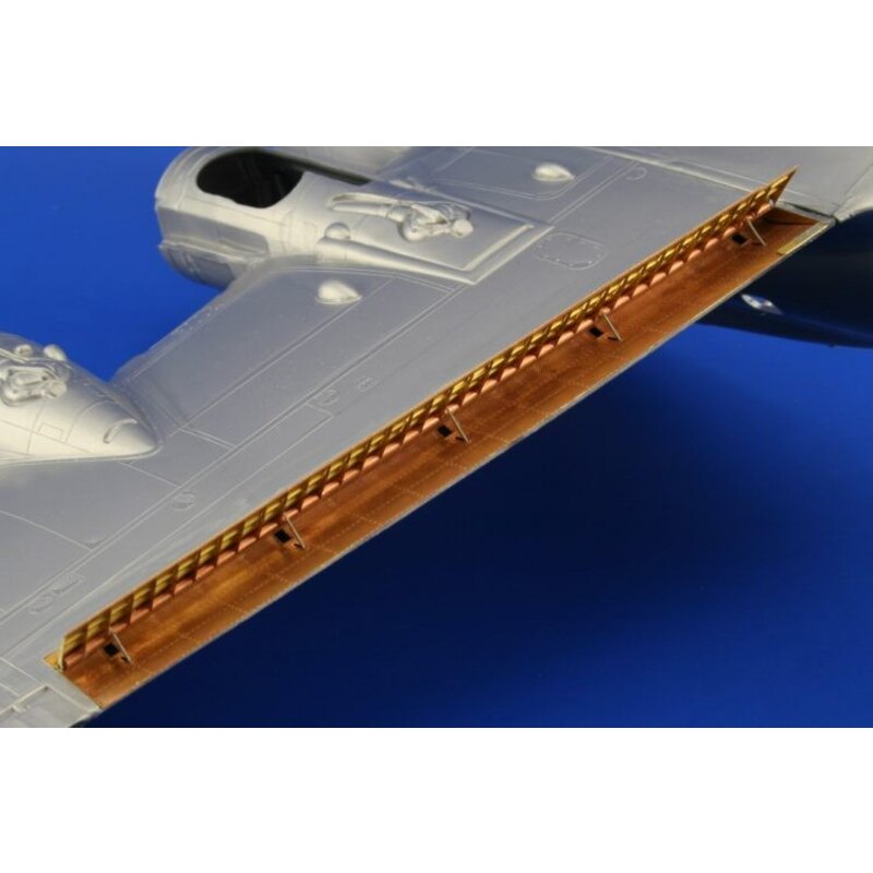 Boeing B-17G Flying Fortress landing flaps (diseñado para ser ensamblado con maquetas de Monogram and Revell)