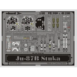 Junkers Ju 87B Stuka PRE-PAINTED IN COLOUR! (diseñado para ser ensamblado con maquetas de Hasegawa) This Zoom set is a simplifie