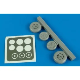 Messerschmitt Me 262A wheels & paint mask (designed to be used with Hobby Boss kits) 