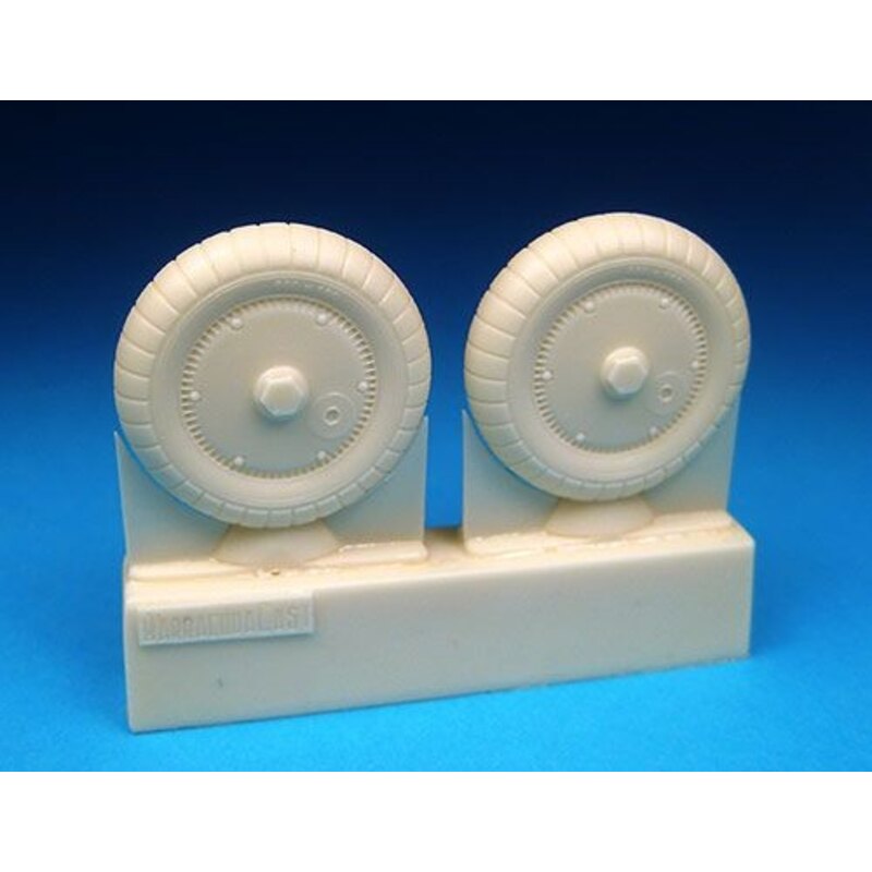 Messerschitt Bf 109G Wheels - Ribbed Hub, Ribbed Tire/tyre. This set consists of a pair of super detailed, accurate resin mainwh Messerschitt Bf 109G Wheels - Ribbed Hub, Ribbed Tire/tyre. This set consists of a pair of super detailed, accurate resin mainwh