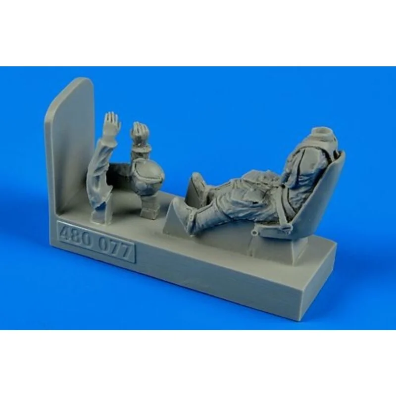 German piloto WWII Luftwaffe con asiento Bf 109E para